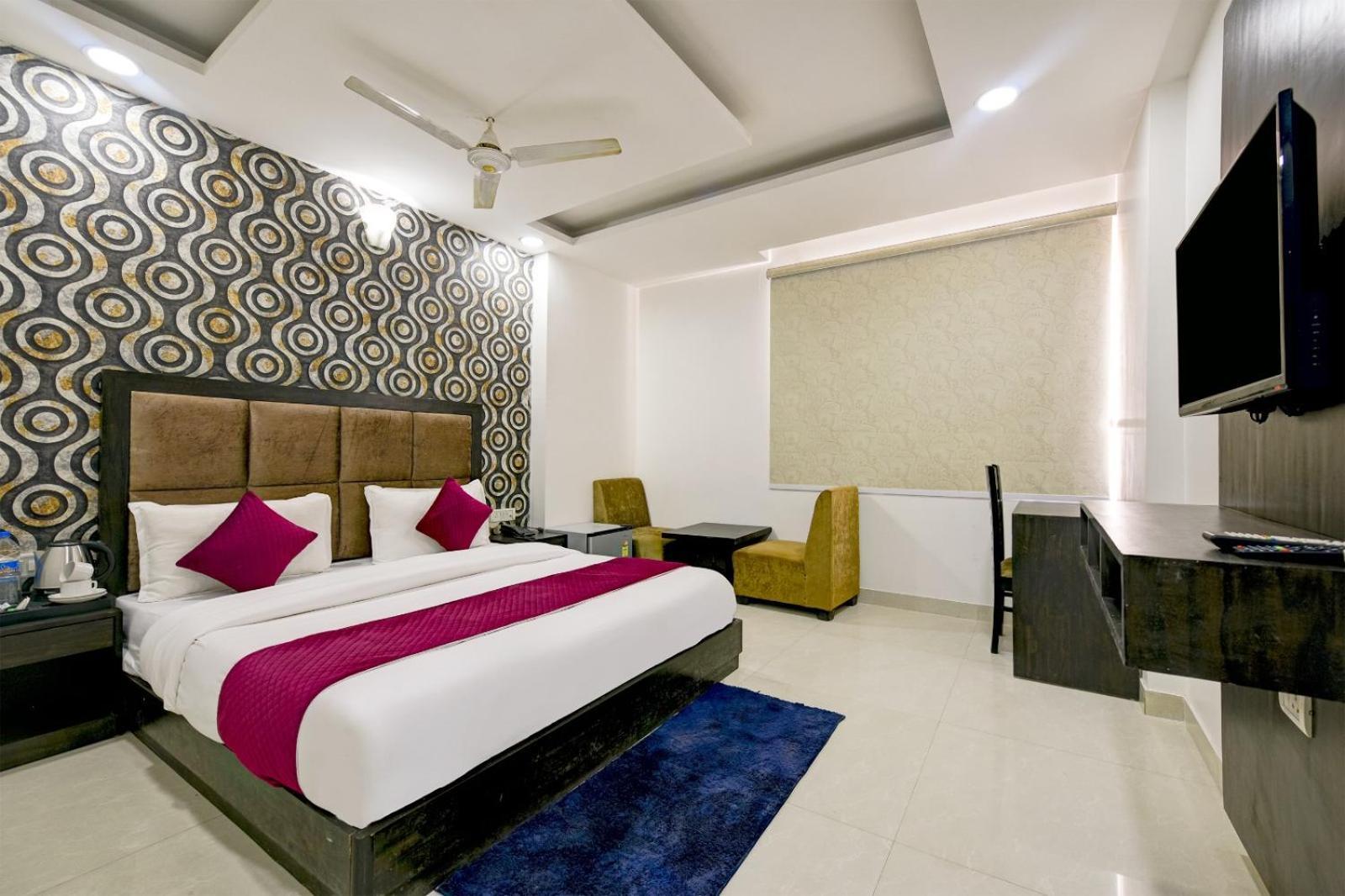 Rosewood Suites A Family Hotel Near Delhi Airport Neu-Delhi Exterior foto