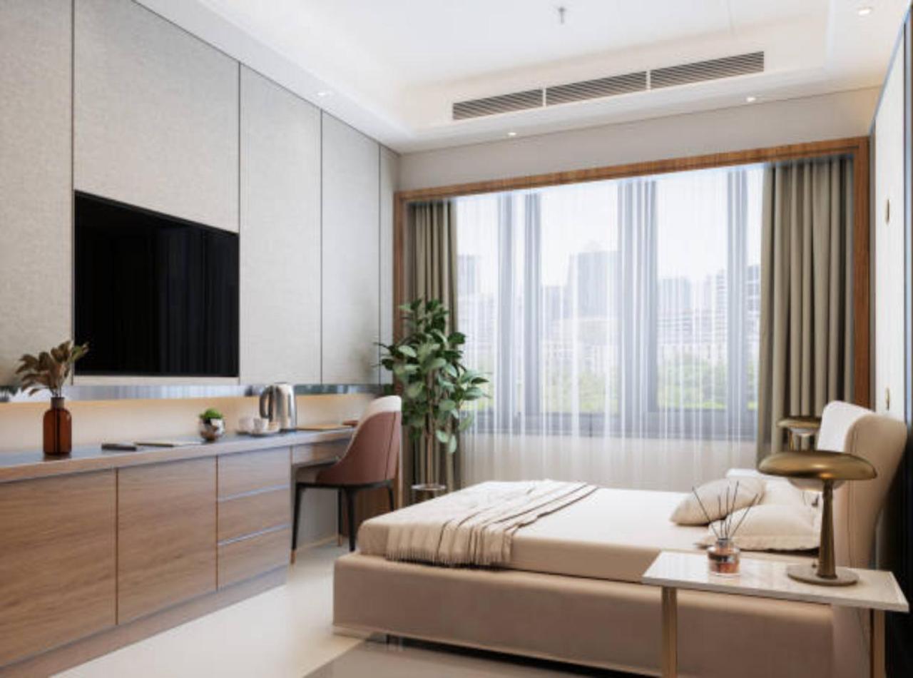 Rosewood Suites A Family Hotel Near Delhi Airport Neu-Delhi Exterior foto